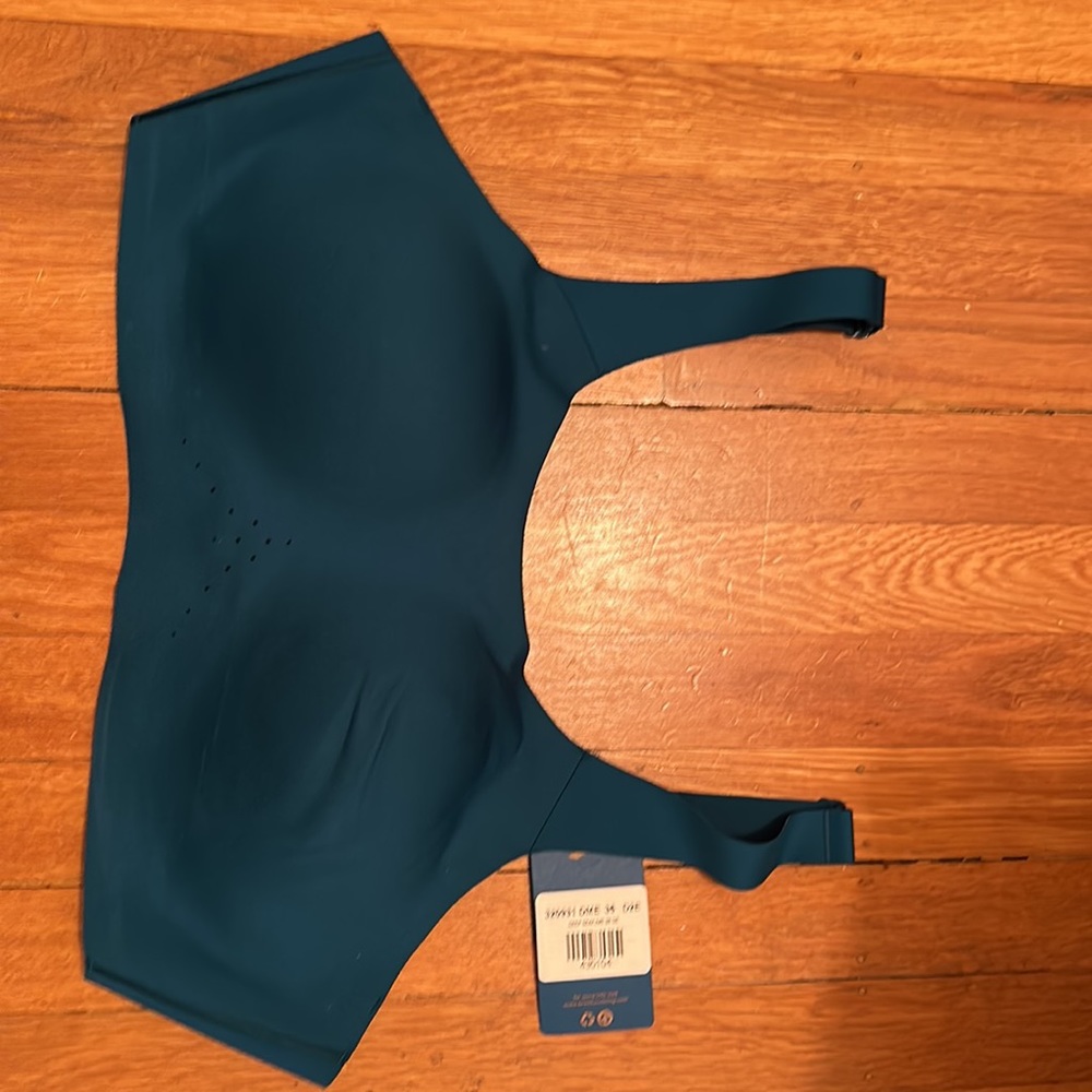 Brooks Dare Scoopback. Run Bra NWT